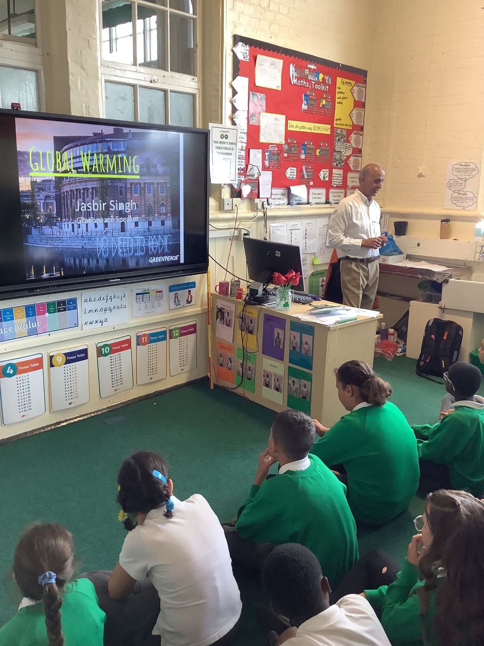 Year 6 Meet Greenpeace - Hoxton Garden Primary School
