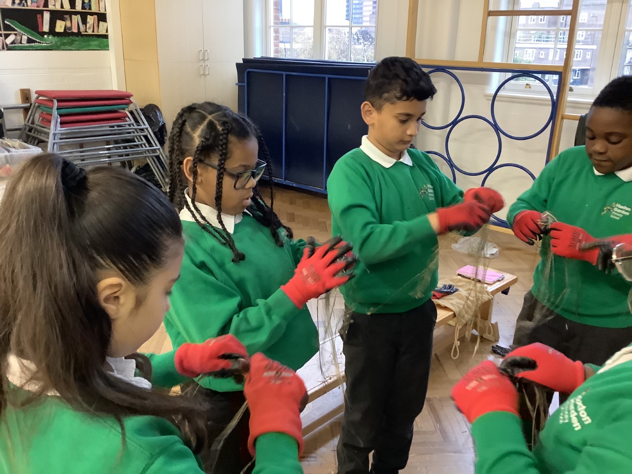 Year 5 Create Ball Of Twine - Hoxton Garden Primary School
