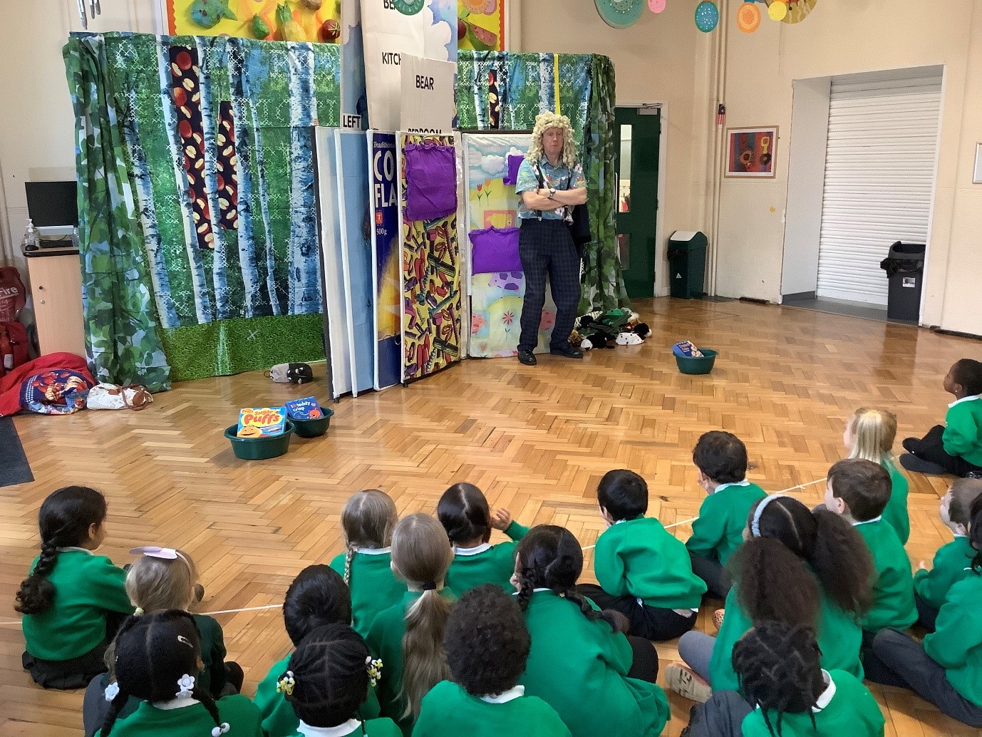 Big Goldilocks Performance For EYFS - Hoxton Garden Primary School