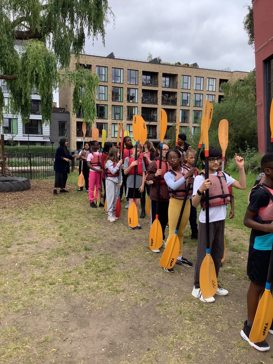 Hoxton Garden Primary School | Year 6 Go Kayaking