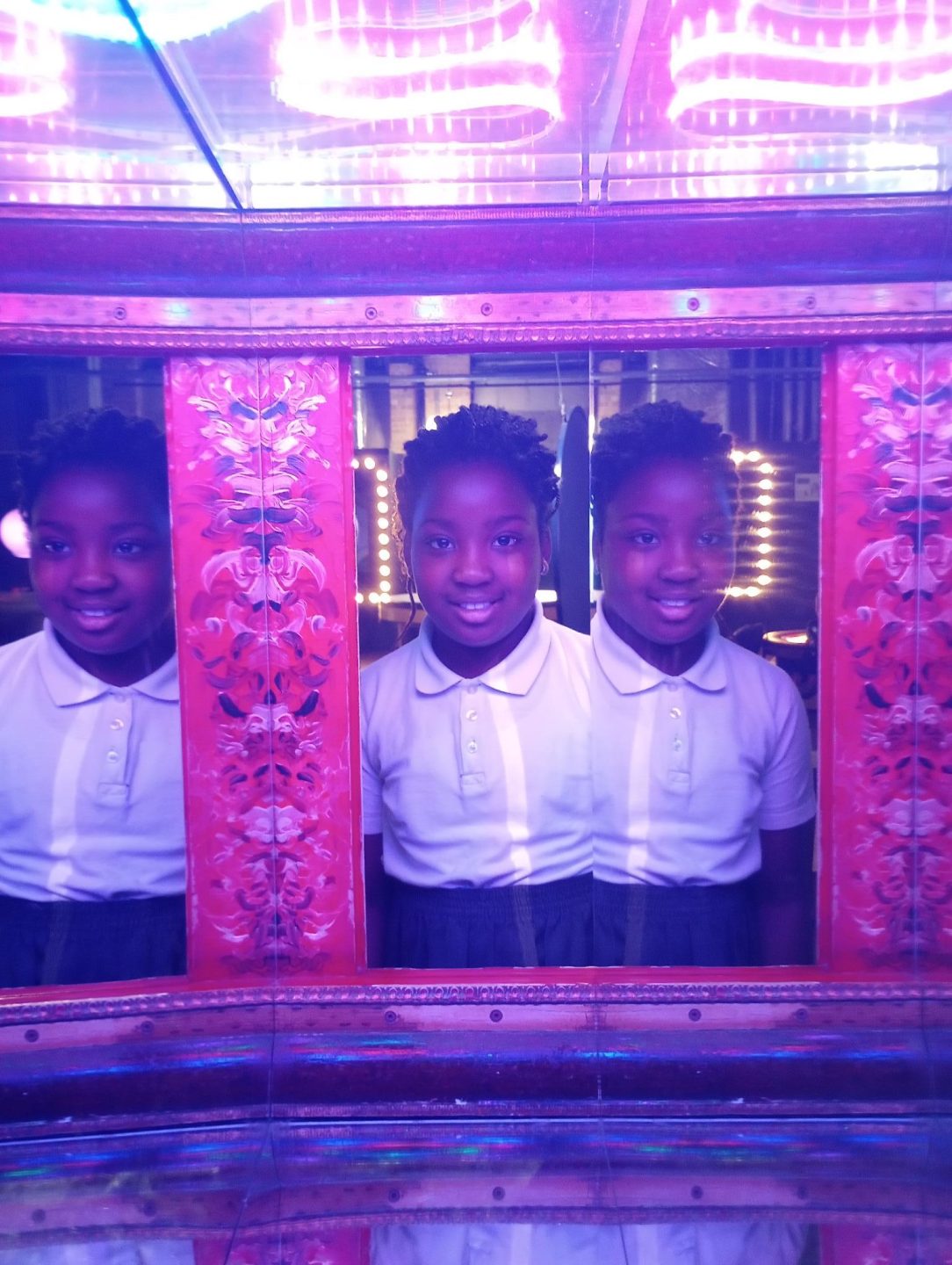 Year 4 Explore Through The Wonderlab - Hoxton Garden Primary School