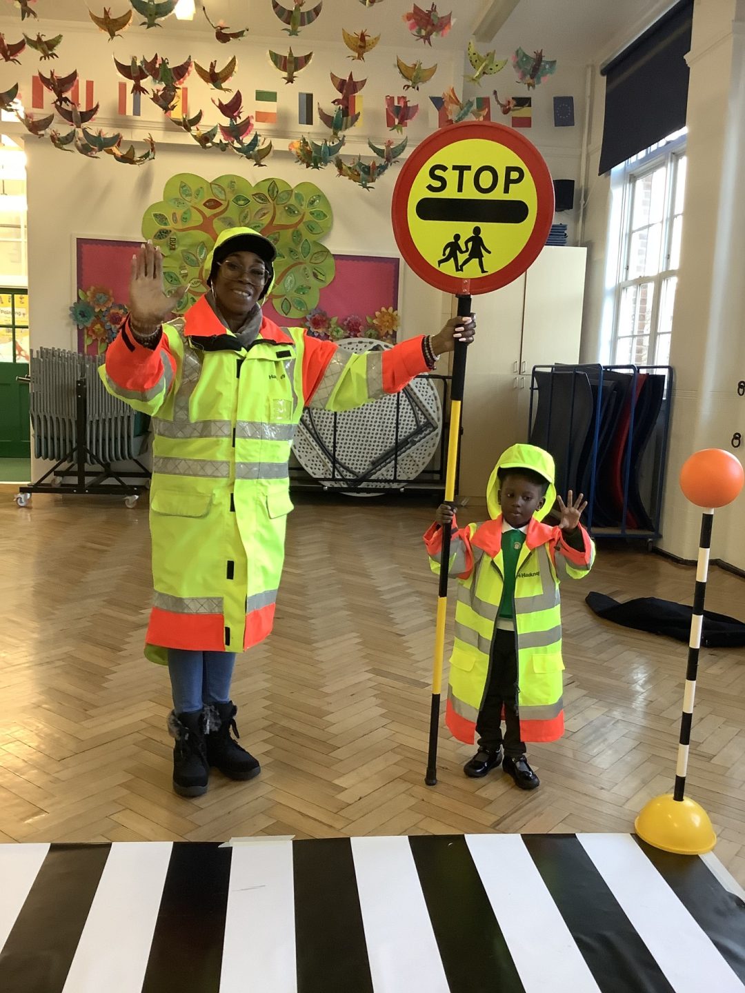 EYFS Learn Road Safety - Hoxton Garden Primary School